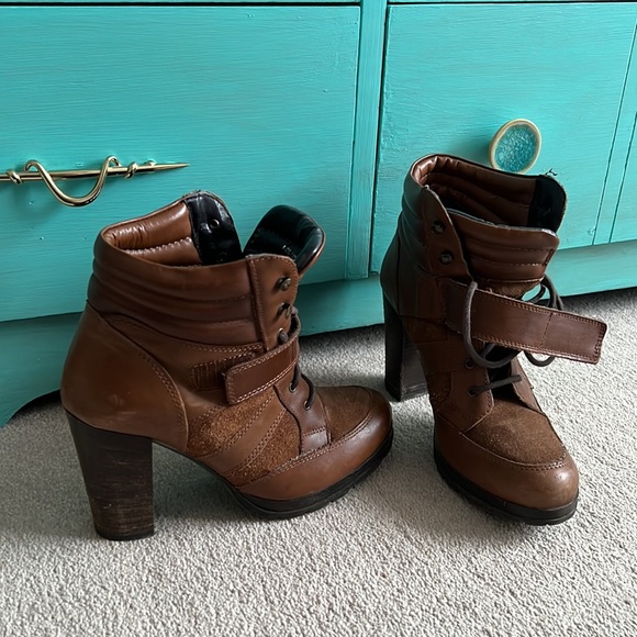 Brown / Tan Leather and Suede High-heeled Boots ALDO size 40 - Picture 2 of 6